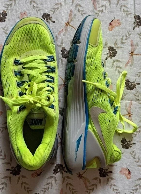 Neon Nike Running Sneakers Size 36.5 – photo 3